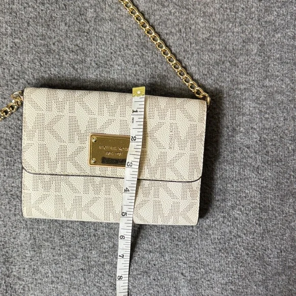 Michael Kors Jet Set Travel Vanilla Logo Crossbody Wallet on Chain - Picture 12 of 14